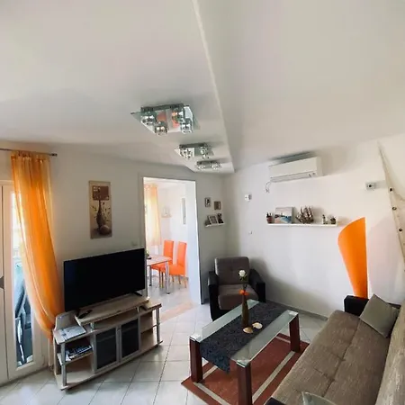 Apartment Moje *