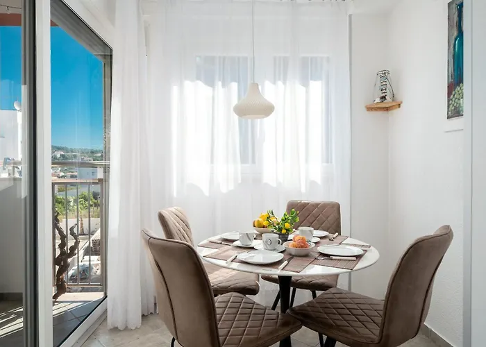 Moje * Округ Горни